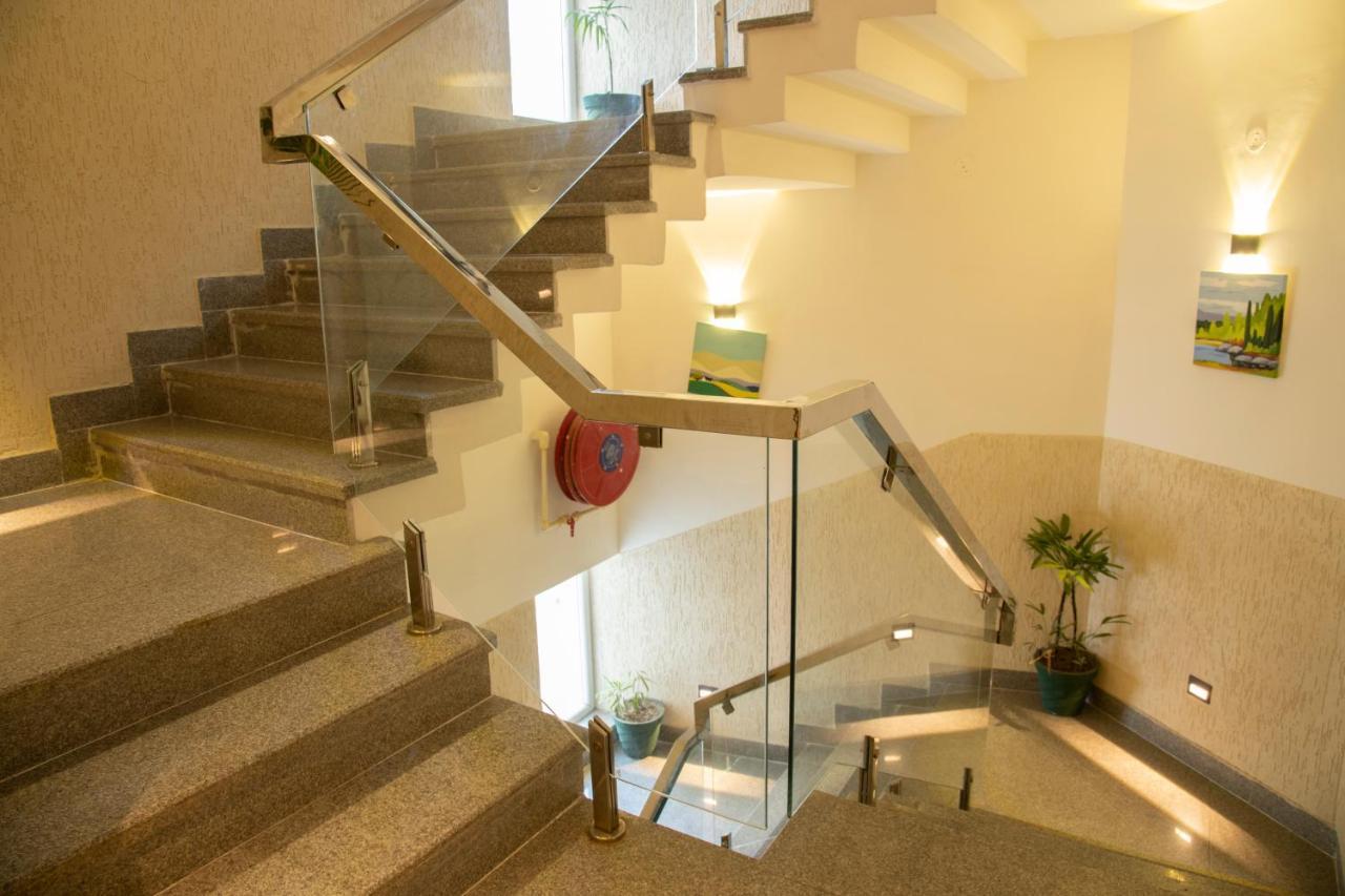 Hotel Dream Inn Rishīkesh Zewnętrze zdjęcie